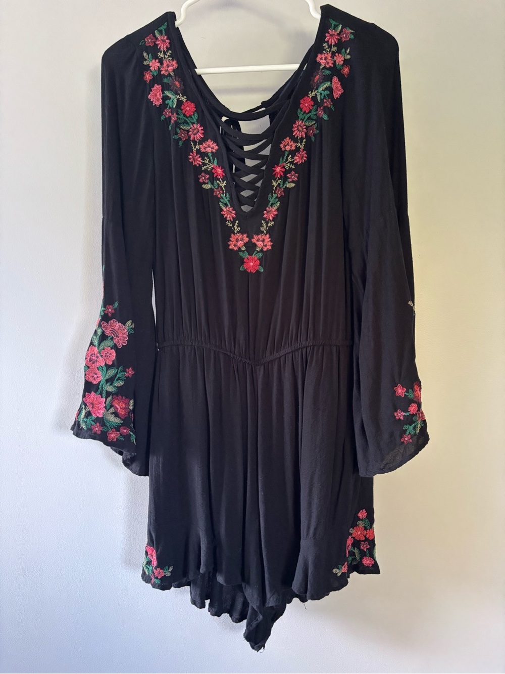 American Eagle Boho Black Floral Embroidered Romper Dress
